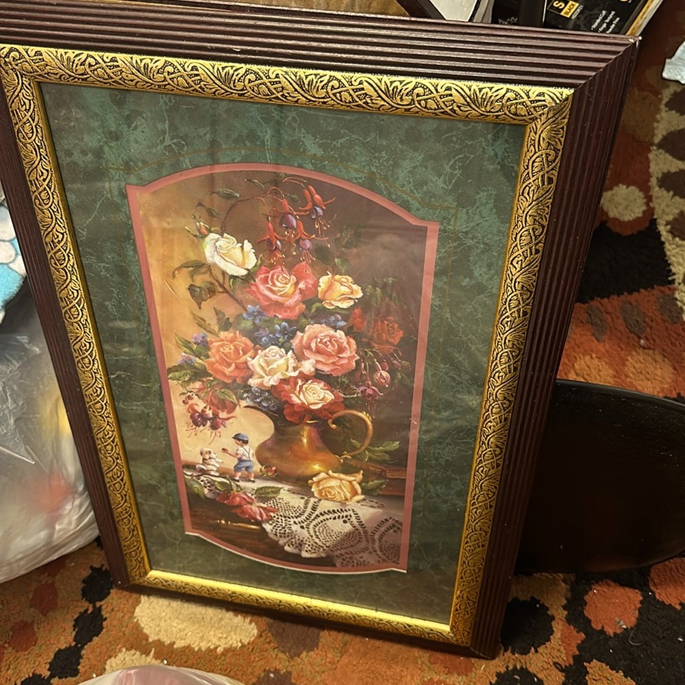 Princess House. Wall pictures